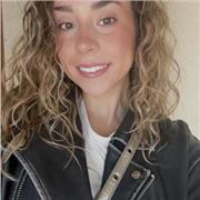 Maestra de educación infantil y primaria con especialidad en Inglés, apto para todas las materias